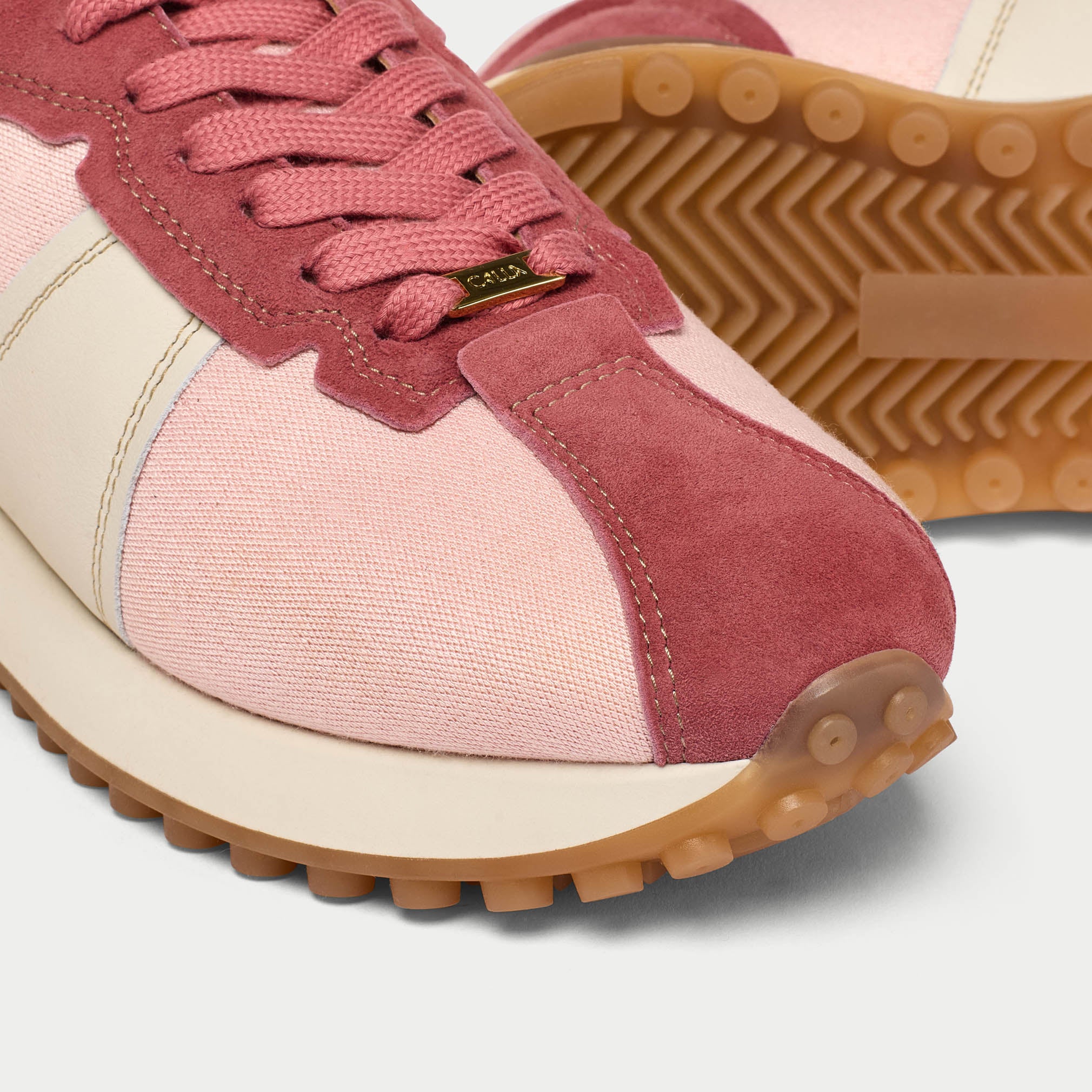 cosmos pink trainers for bunions tip close up