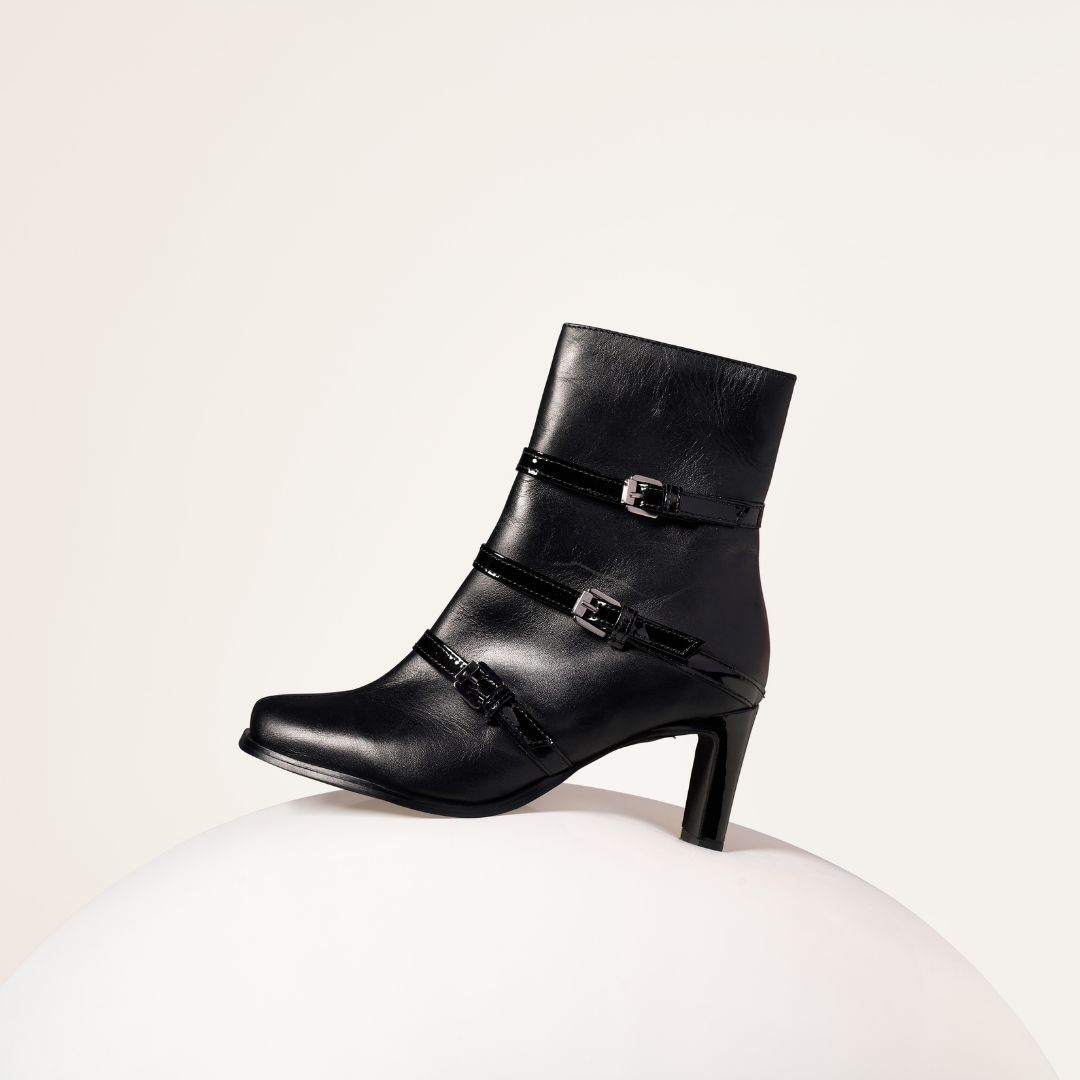 Zoe boots for wide feet side view