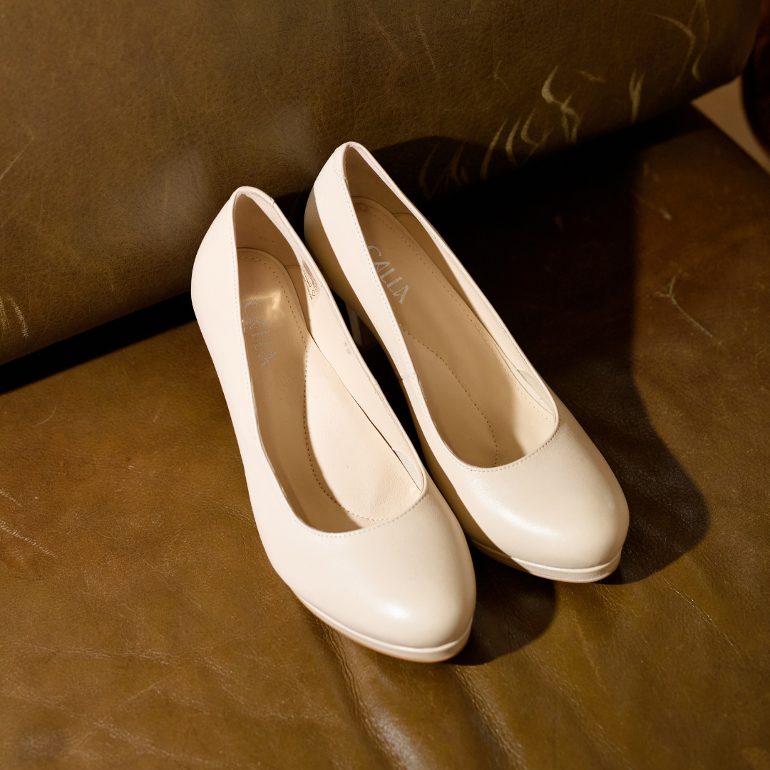 Sophia - Light Beige Leather Courts