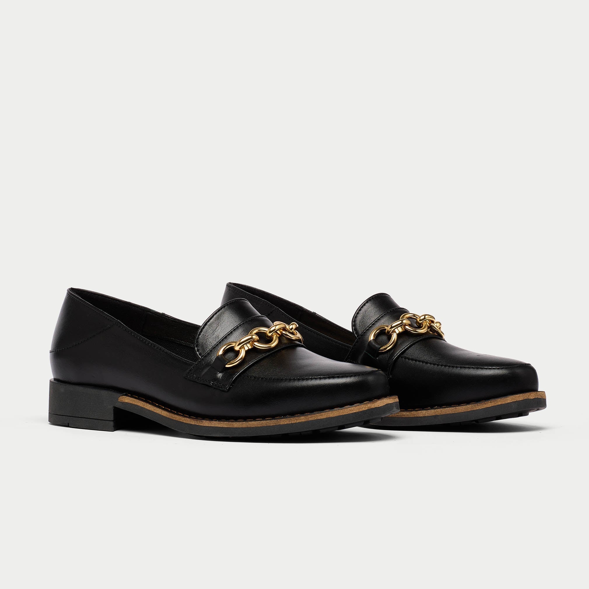 Back to Work Never Looked or Felt Better: Calla Shoes Featured in the 2025 Oprah Daily Footwear O-Wards