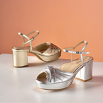 Comfortable heels  and wide feet