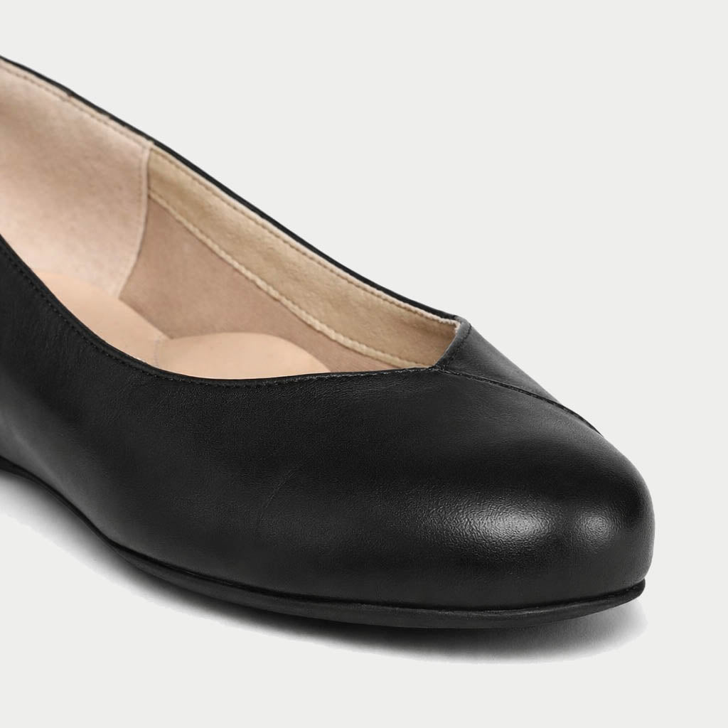 Charlotte - Black Leather Ballerinas (image 3)