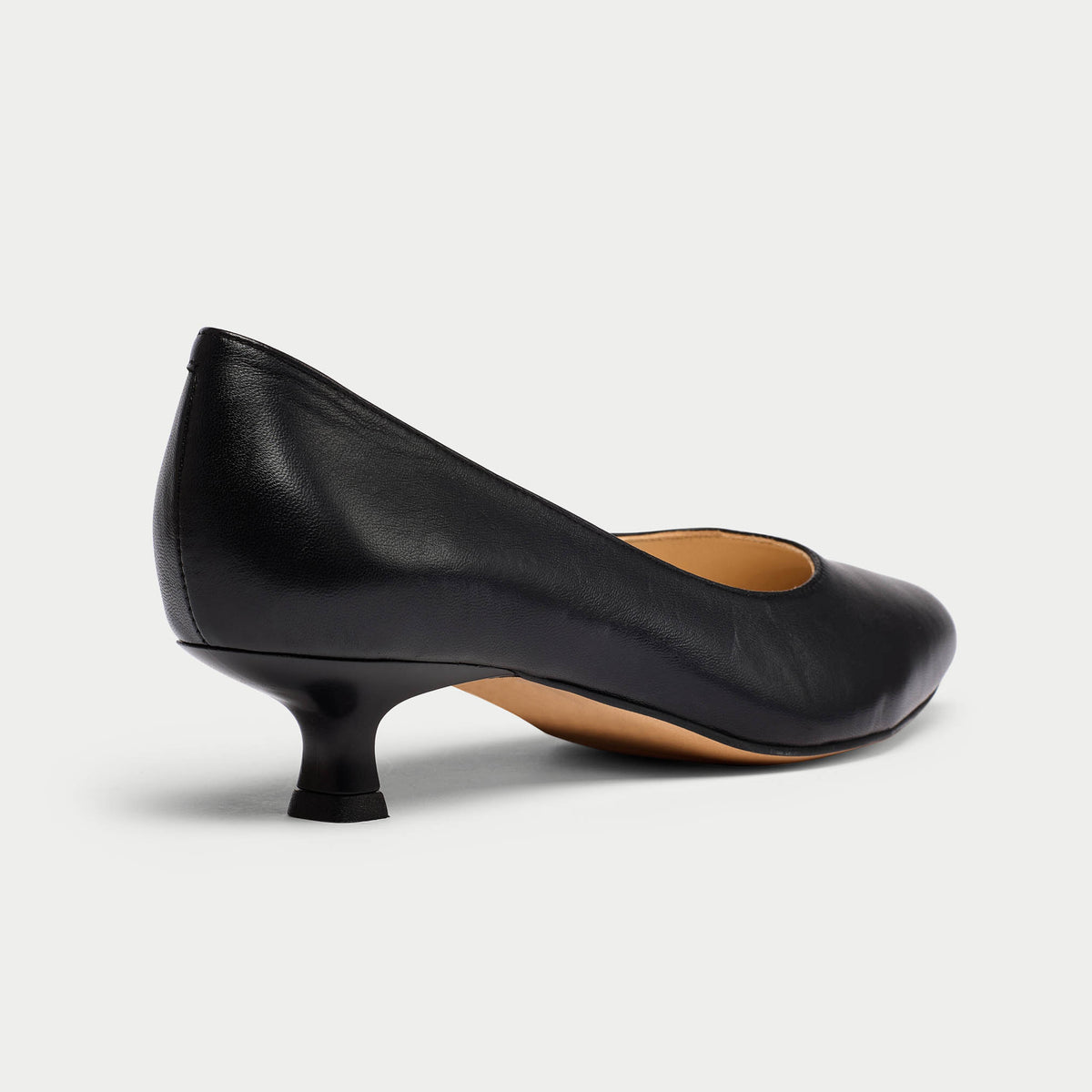 Claudia - Black Leather Pumps (image 6)