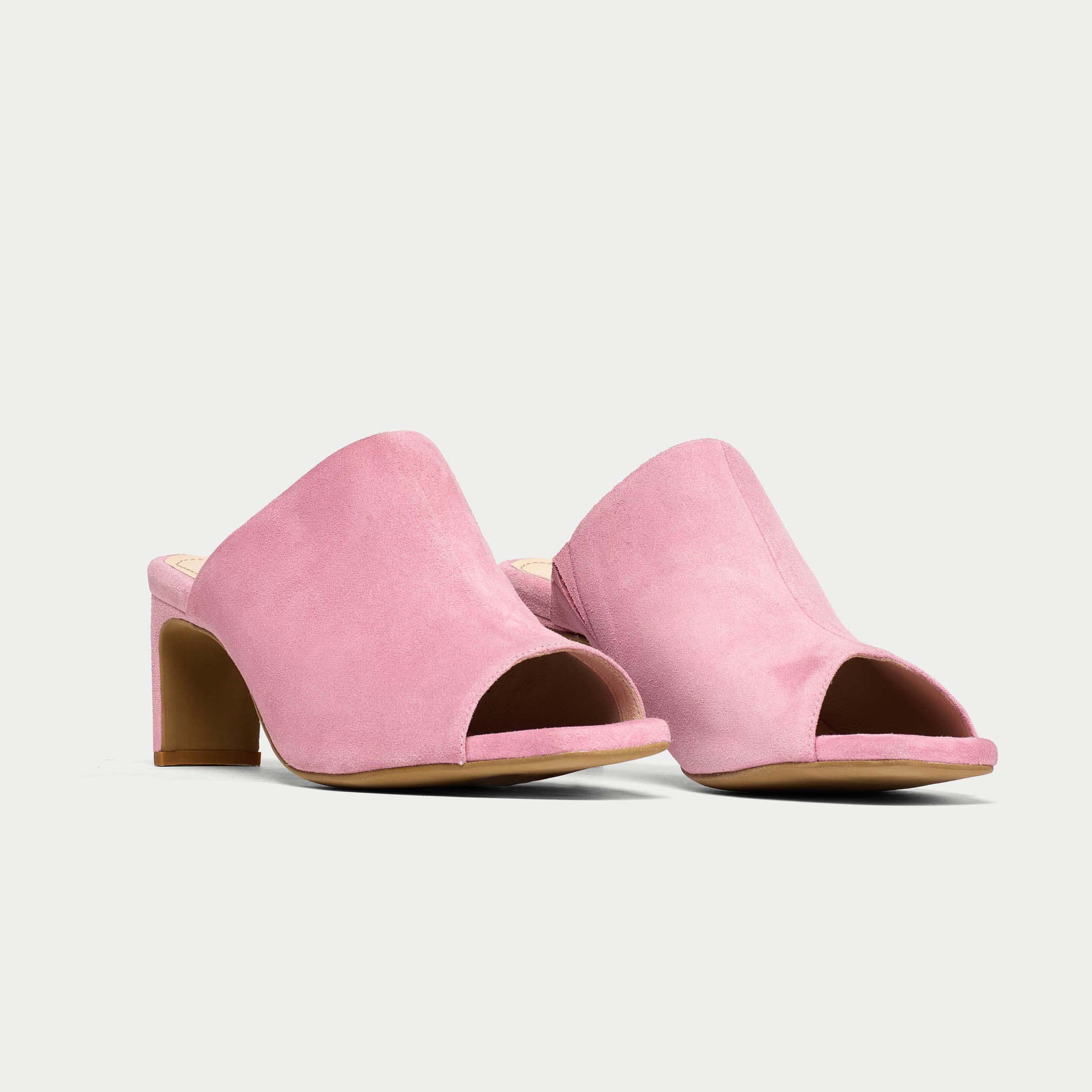 Debbie - Pink suede