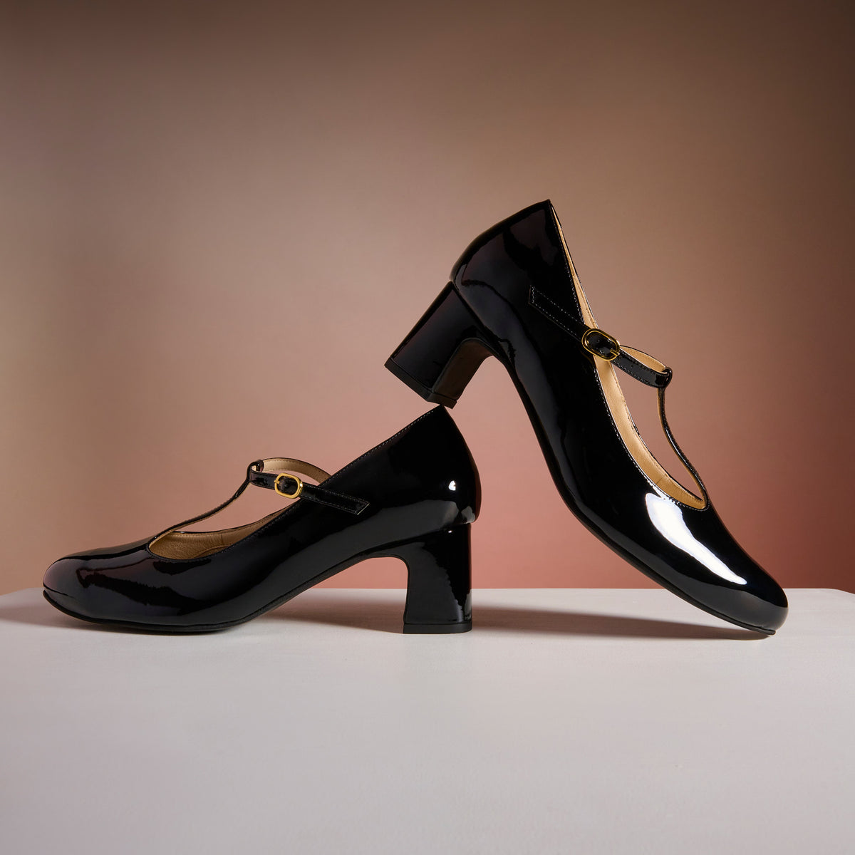 Lorette - Black Patent Leather Pumps (image 8)