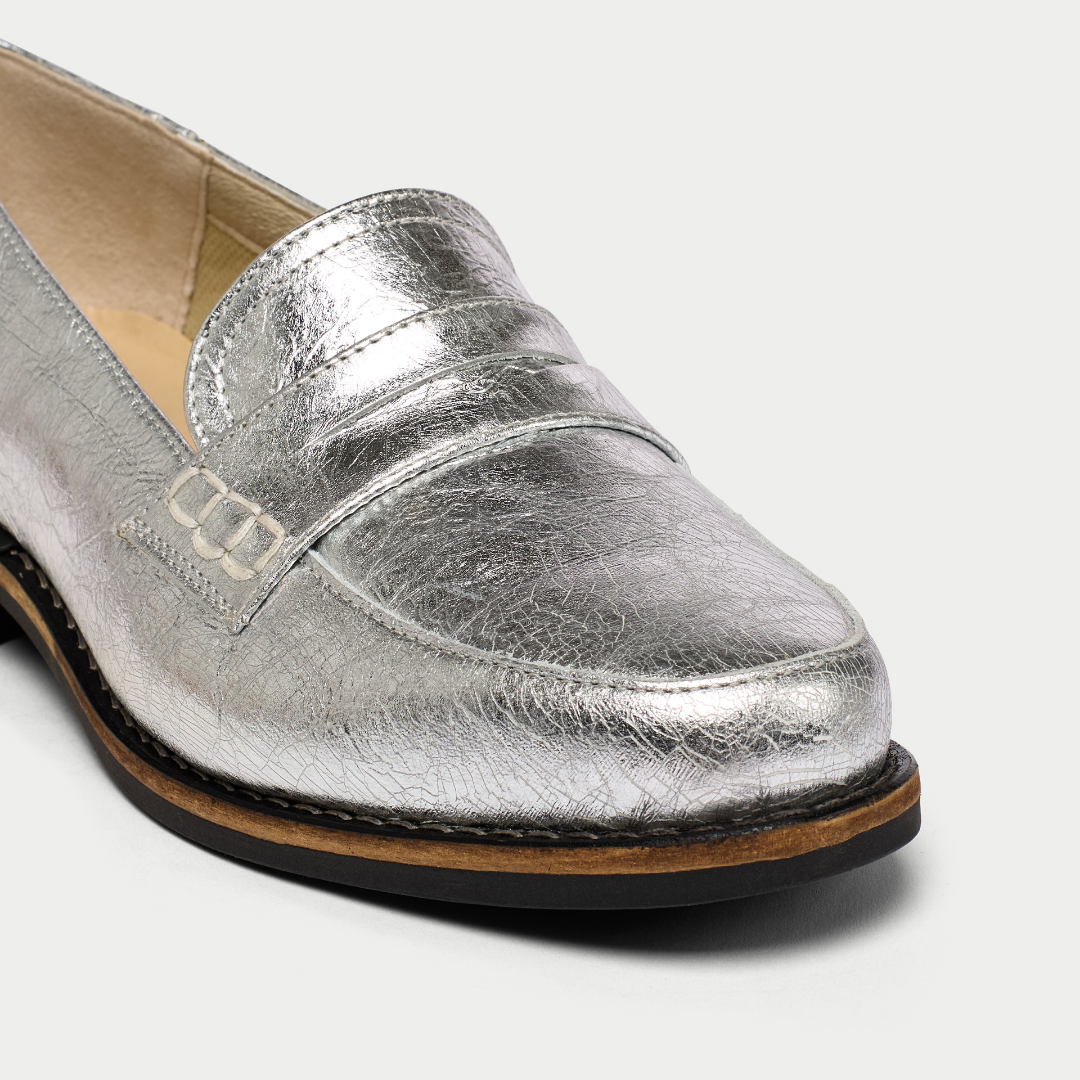 Nadia silver loafer tip view