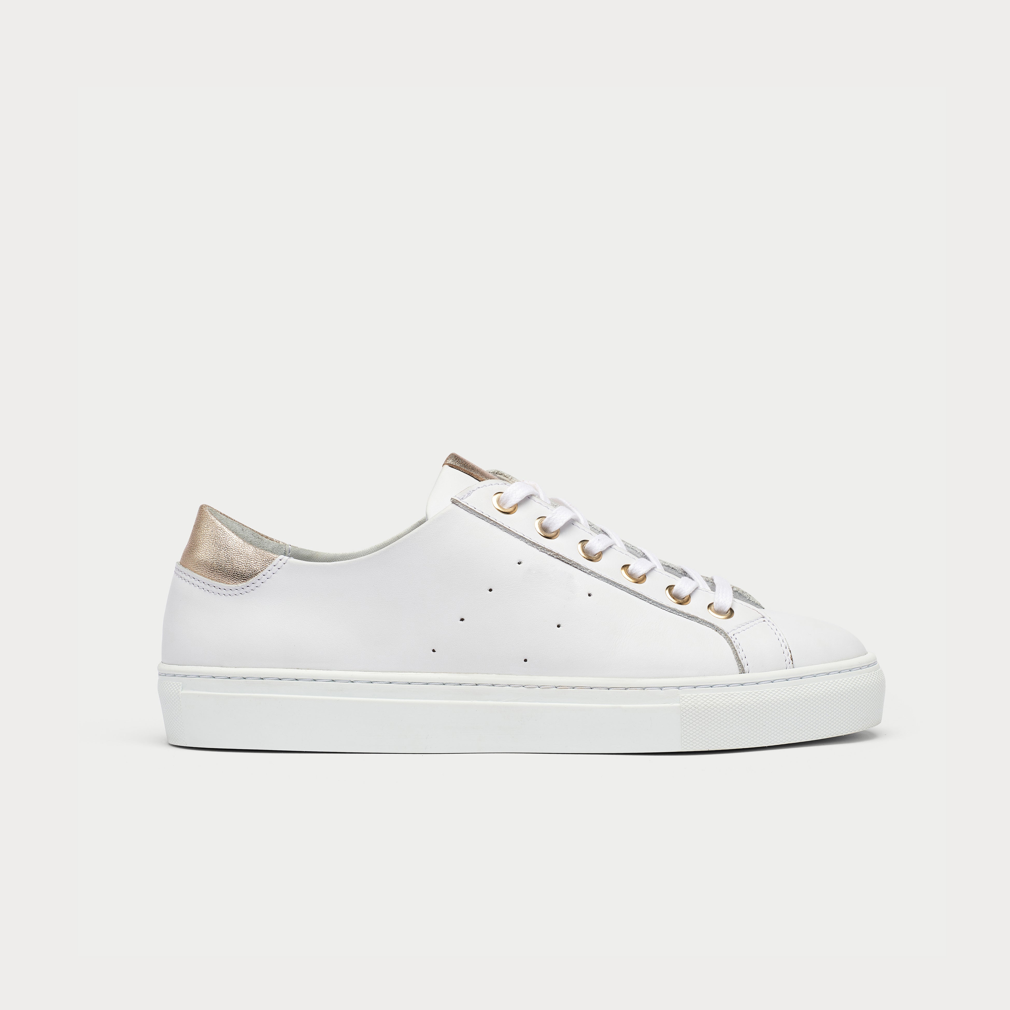 star smooth champagne trainer for bunions side view