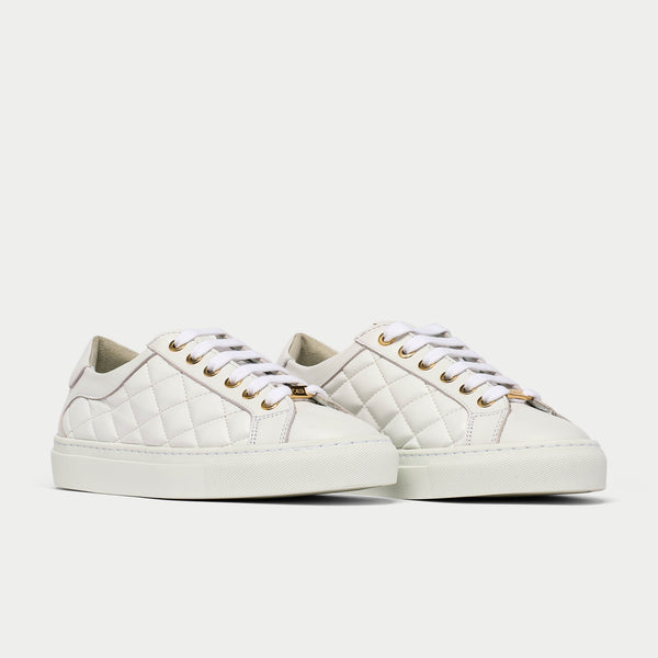 Star white quilted trainers