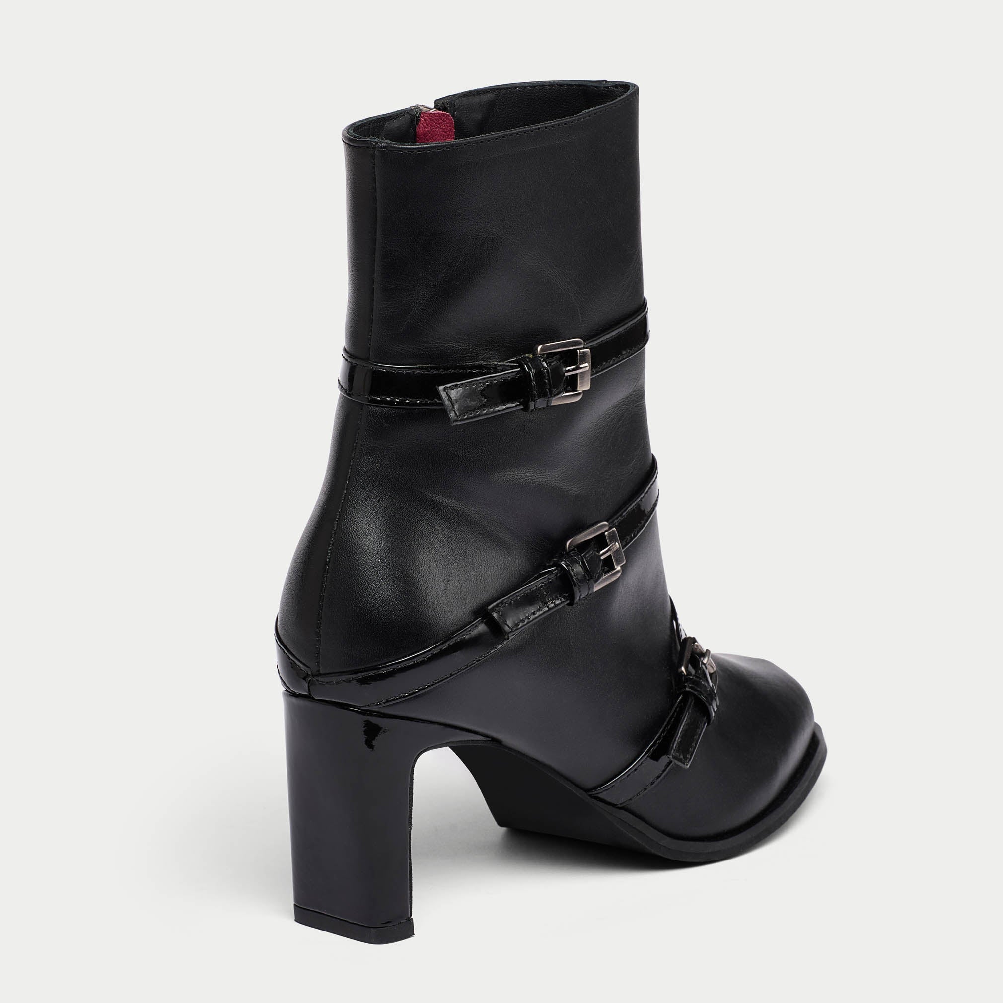 Black boots comfortable hotsell