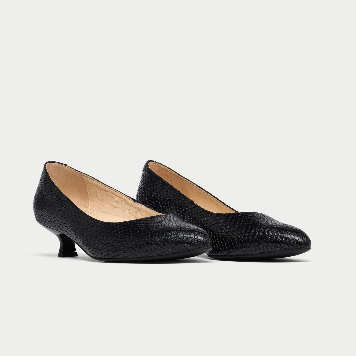 Claudia - Black Croc Leather Pumps (image 2)