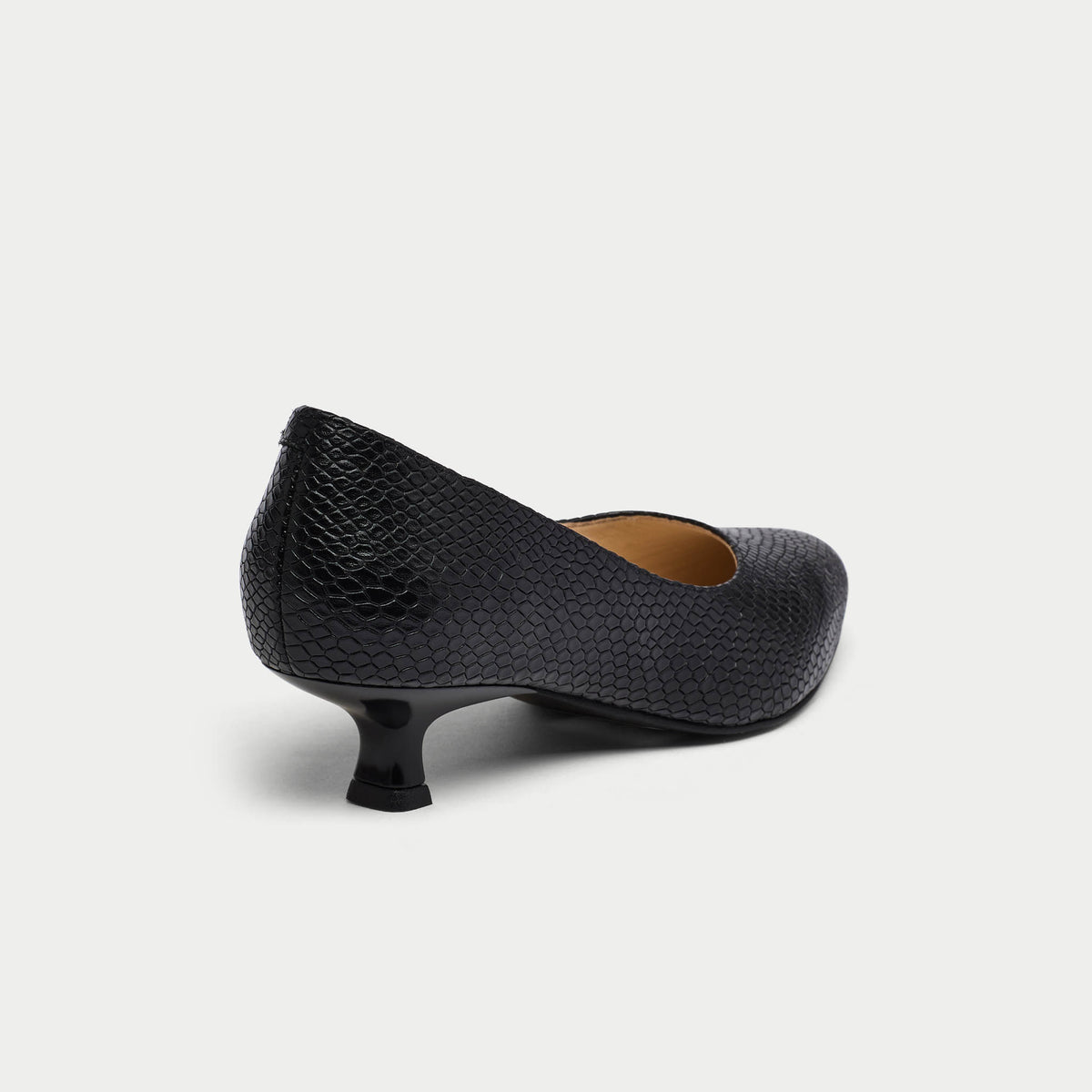 Claudia - Black Croc Leather Pumps (image 5)