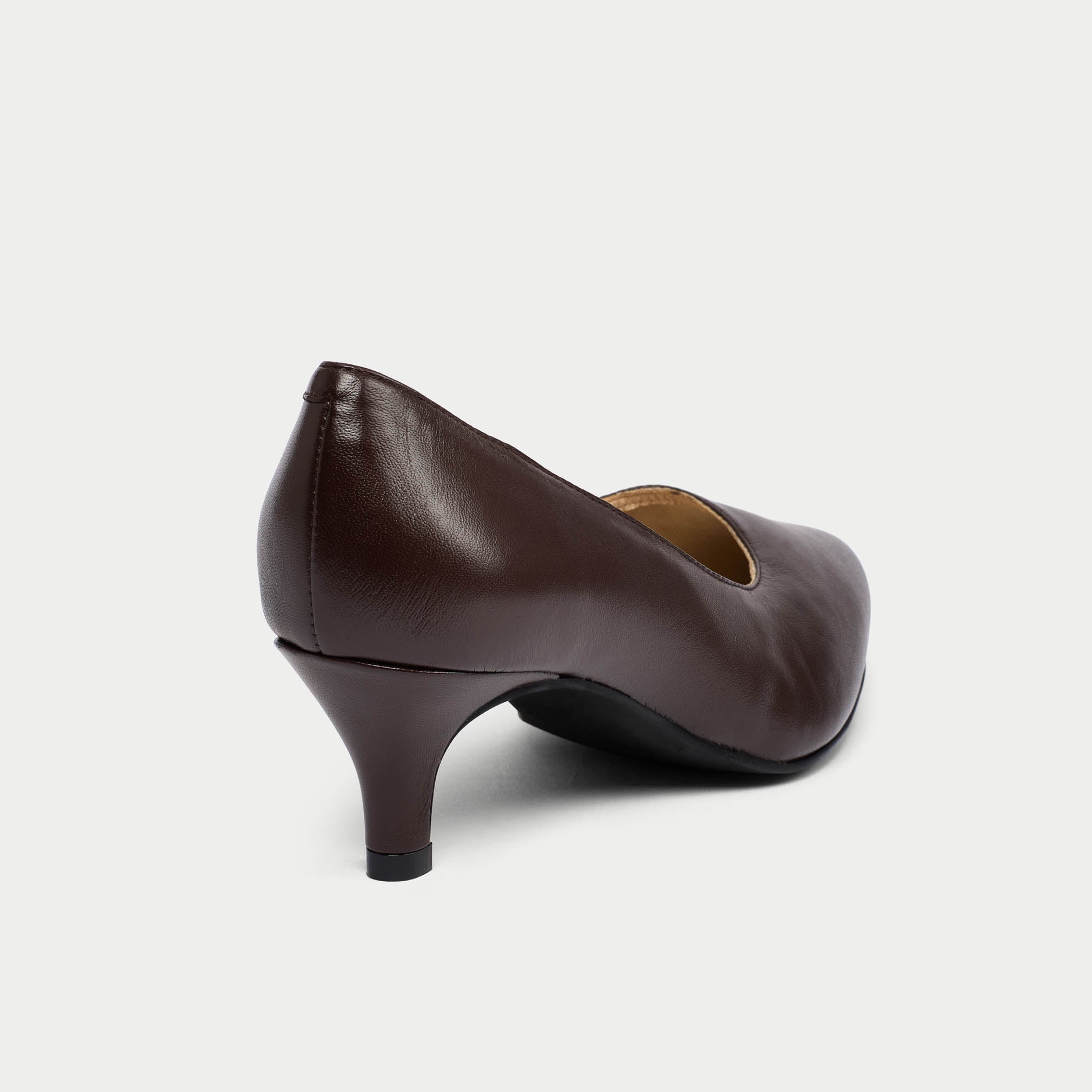 Ava - Coffee Leather Courts