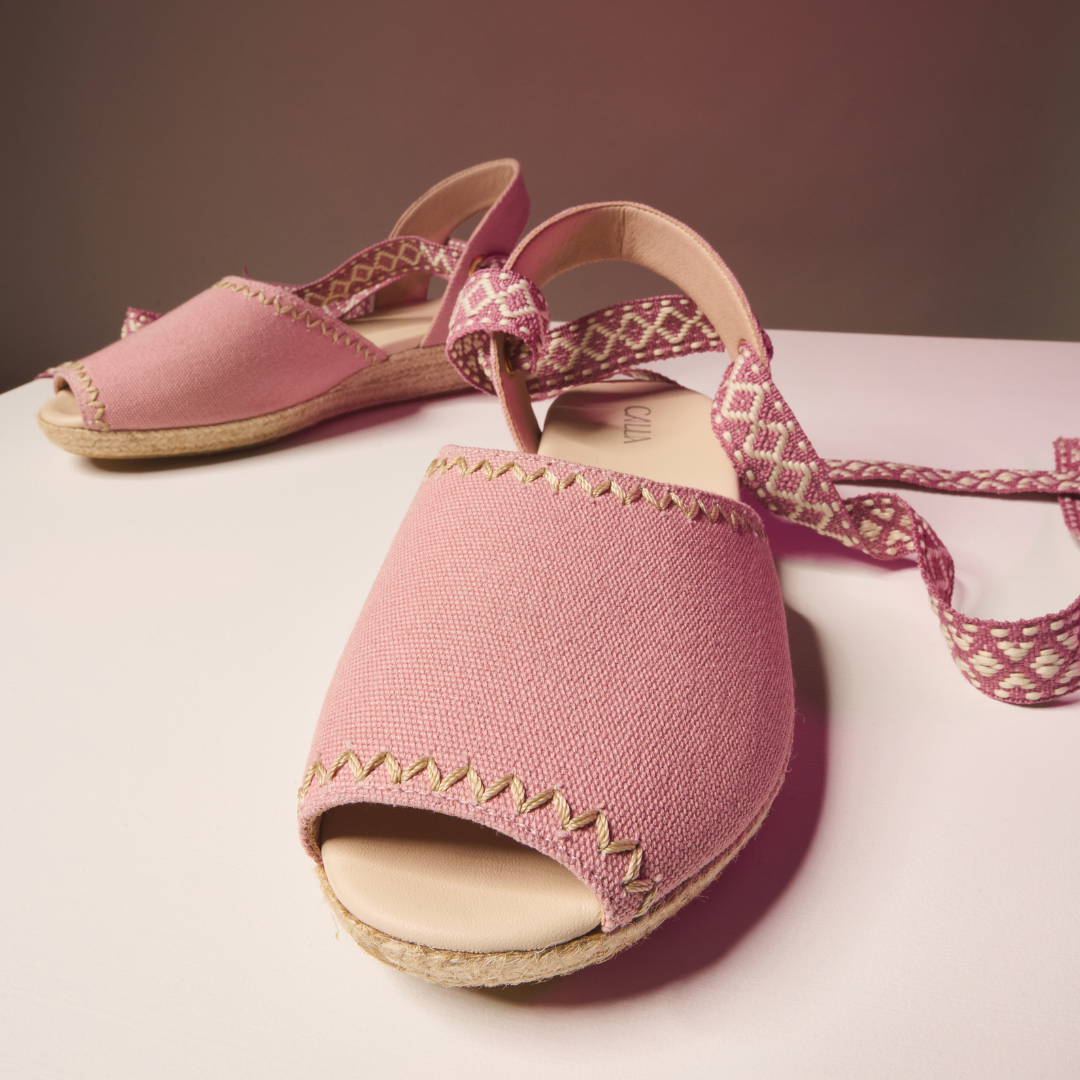 Evelyn - Rose Canvas