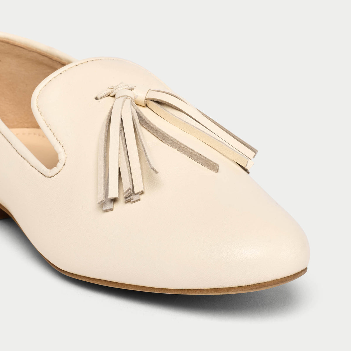 Freya - Off White Leather Loafers (image 4)