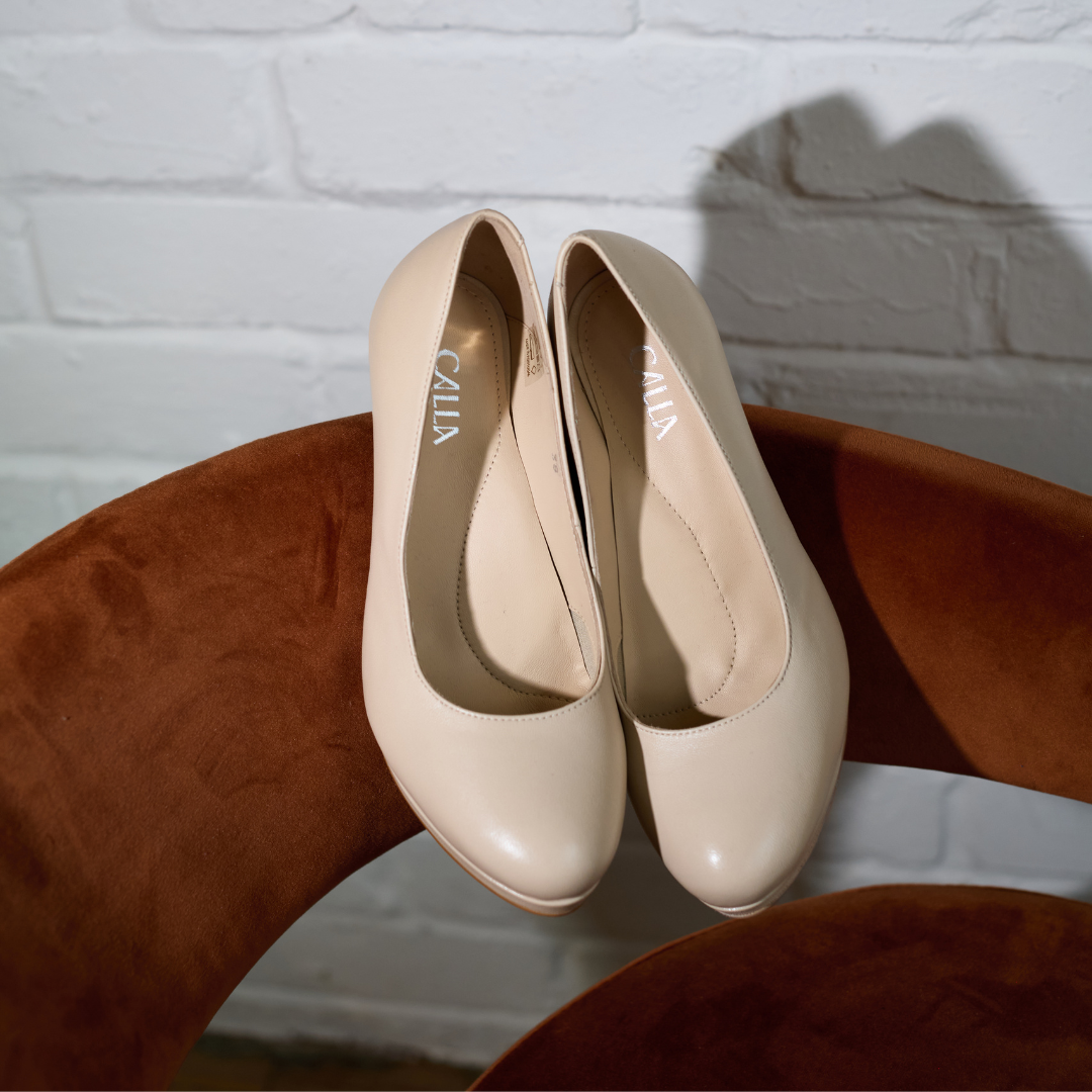 Sophia - Light Beige Leather Courts