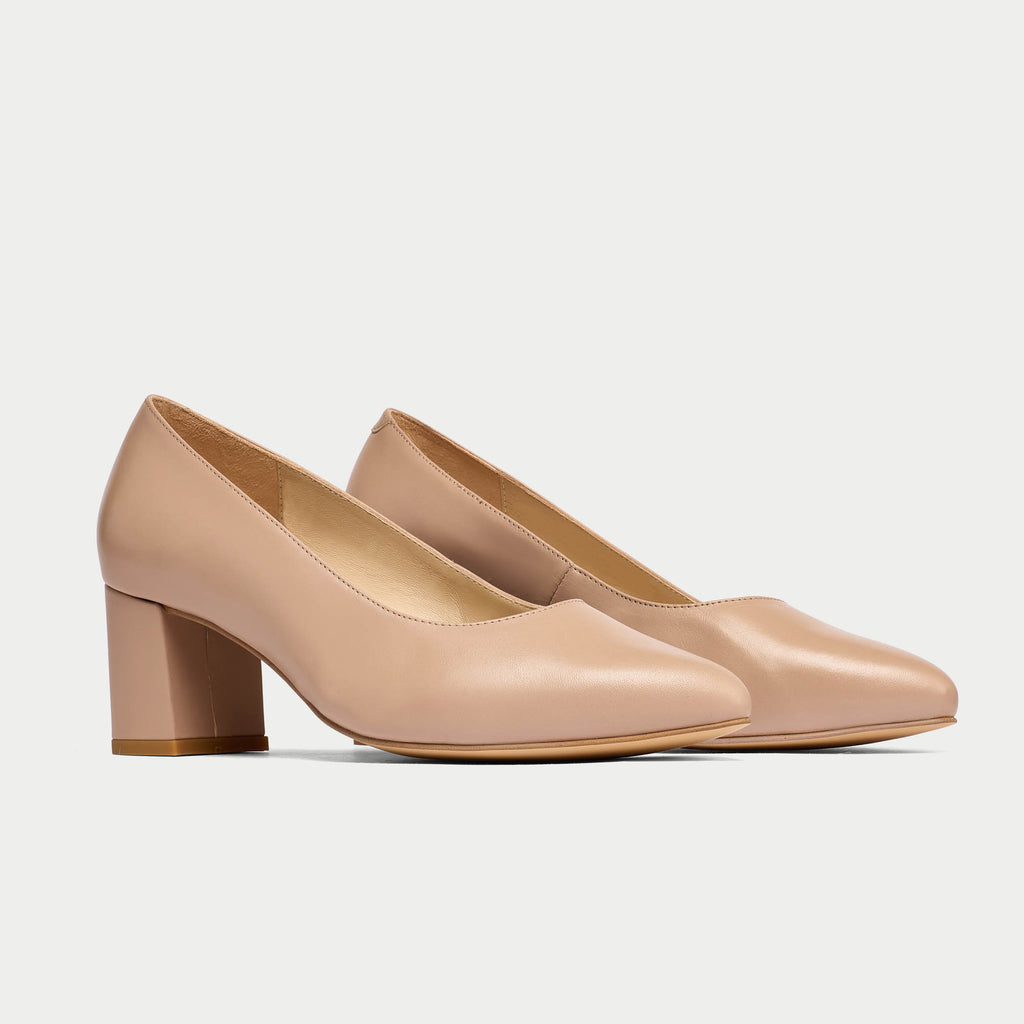 Nude block cheap heel court